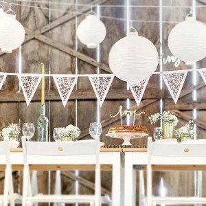 Vimpel Spets, vit pärlemor - PartyDeco